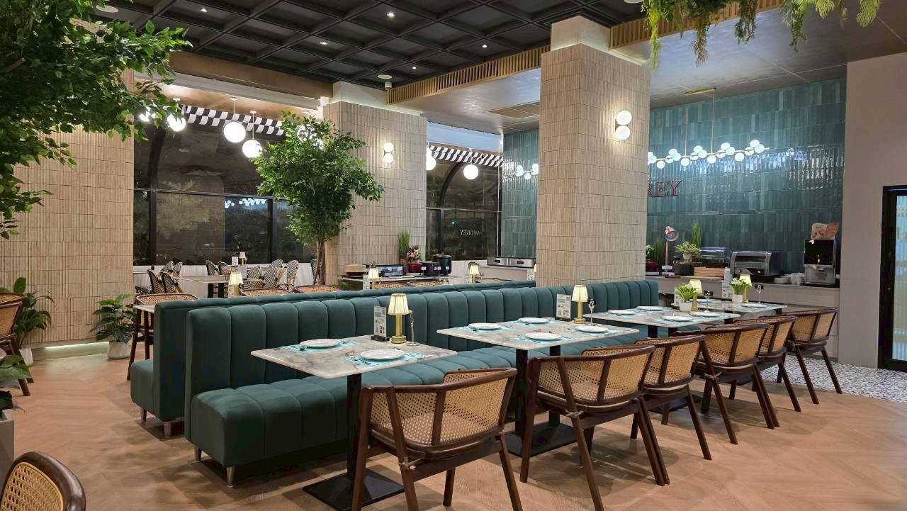 Audrey Cafe, Milton Hotel Buriram